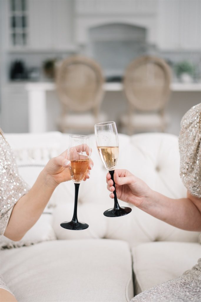 Two women cheers prosecco